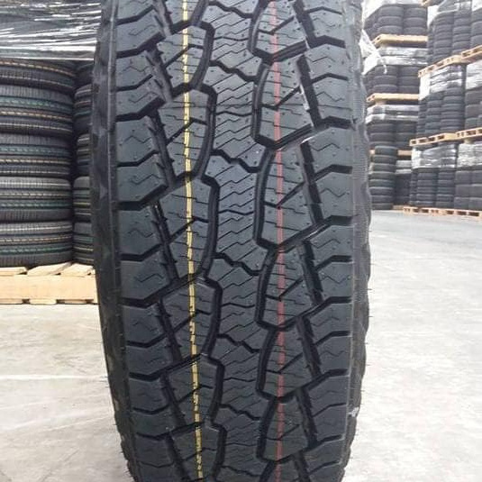 Winter PCR Car Tire 235/60R18 245/40R18 245/45R18 275/65R18 275/55R20 Snow Car Tyre