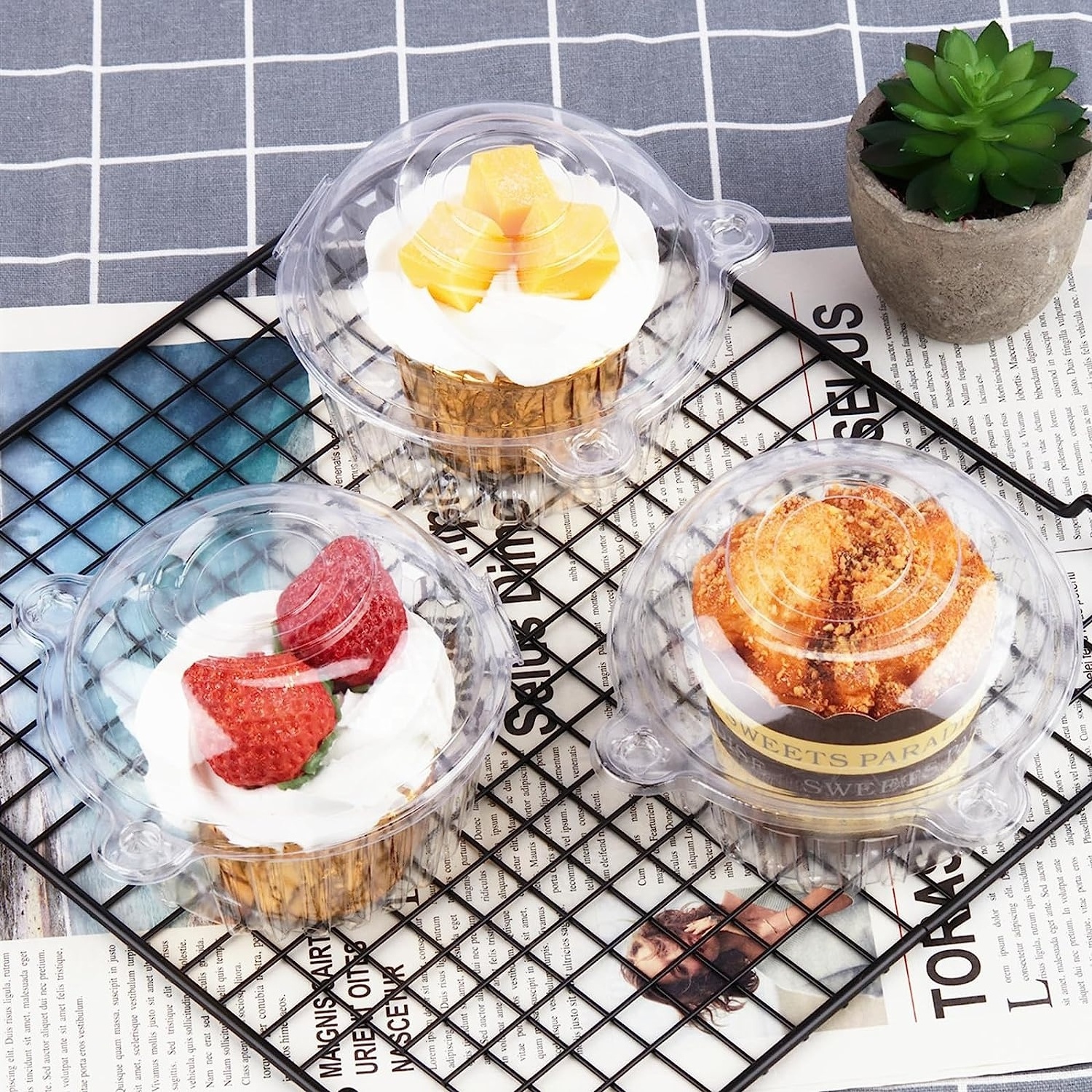 Transparent food packaging box plastic folding container can hold salad, fruit, bread, cupcakes takeaway box