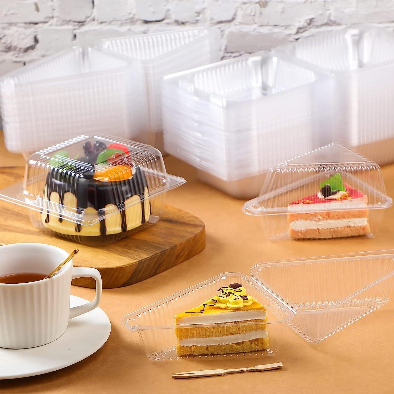 Transparent food packaging box plastic folding container can hold salad, fruit, bread, cupcakes takeaway box