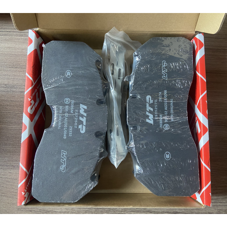 New design good price BRAKE PAD KIT OEM 21496550 uesd for Volvo Truck FE FH FM VM Bus B11R