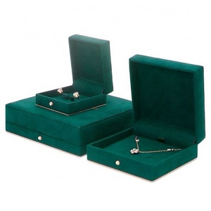 Guorui Custom jewelry Pendant box with Hot Stamping Logo dark green Ring Box velvet Necklace Jewellery Bangle Boxes