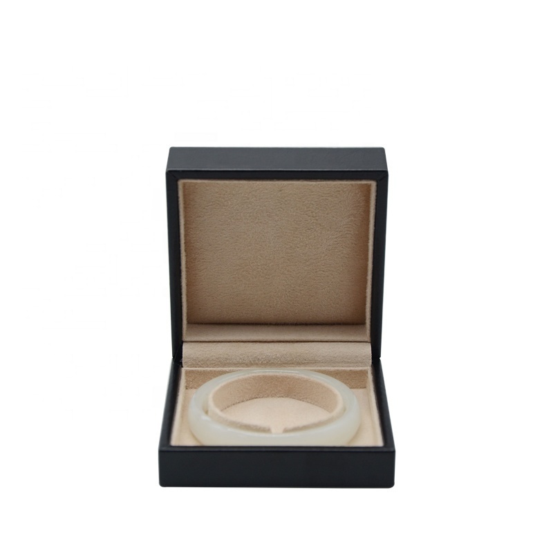 PU Leather Jewelry Packaging with Microfiber Inset Glossy Black Ring Jewelry Box Cheap Jewellery Boxes for Bracelet Pendant