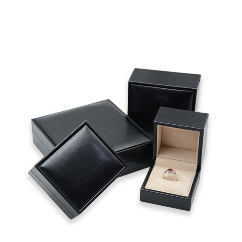 PU Leather Jewelry Packaging with Microfiber Inset Glossy Black Ring Jewelry Box Cheap Jewellery Boxes for Bracelet Pendant