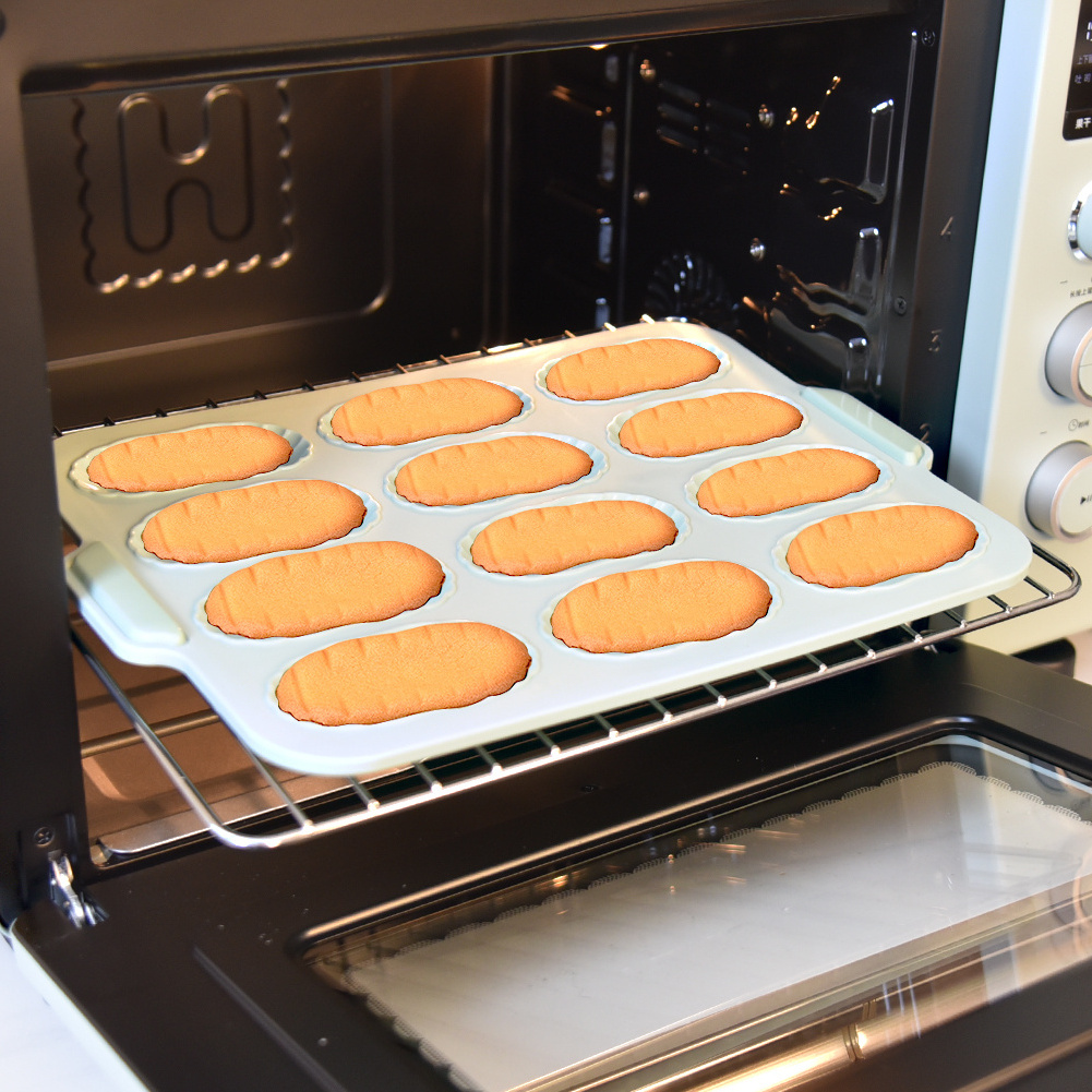 Heat Resistant Cupcake Cake Molds Baking Muffin Tray 6 cup Non-stick Silicone Oval Muffin Pan