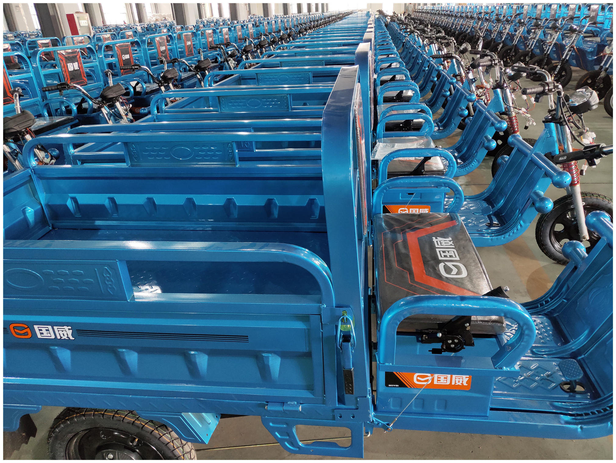 powerful electric tricycle cargo three wheeler electric scooter motorcycle for cargo not zongshen huaihai futian baodiao