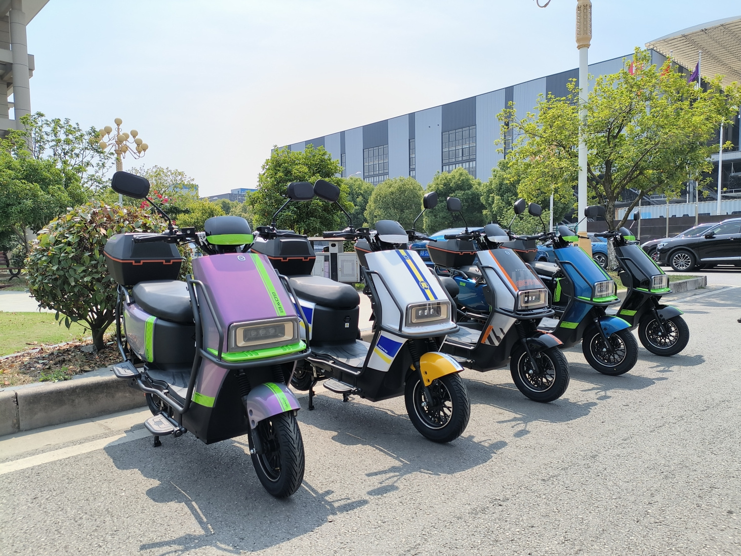 electric scooter price in pakistan motorcycle  60V72V gowei high speed electric moped yadea electric motorcycle