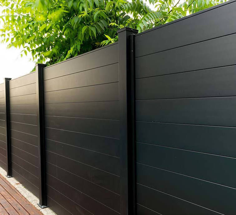 GUOYAO 6063 Modern design modular fence aluminum metal horizontal yard privacy slat fence panels outdoor garden fence