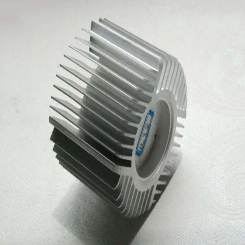 Heat sink range from 20mm to 1000mm wide,5mm to 200mm high  CNC machining