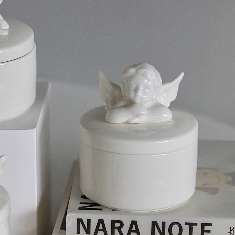 Luxury High quality Little angel scented candle Jar With Lid Nordic Decoration soy wax ceramic scented candle