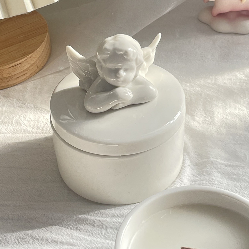 Luxury High quality Little angel scented candle Jar With Lid Nordic Decoration soy wax ceramic scented candle