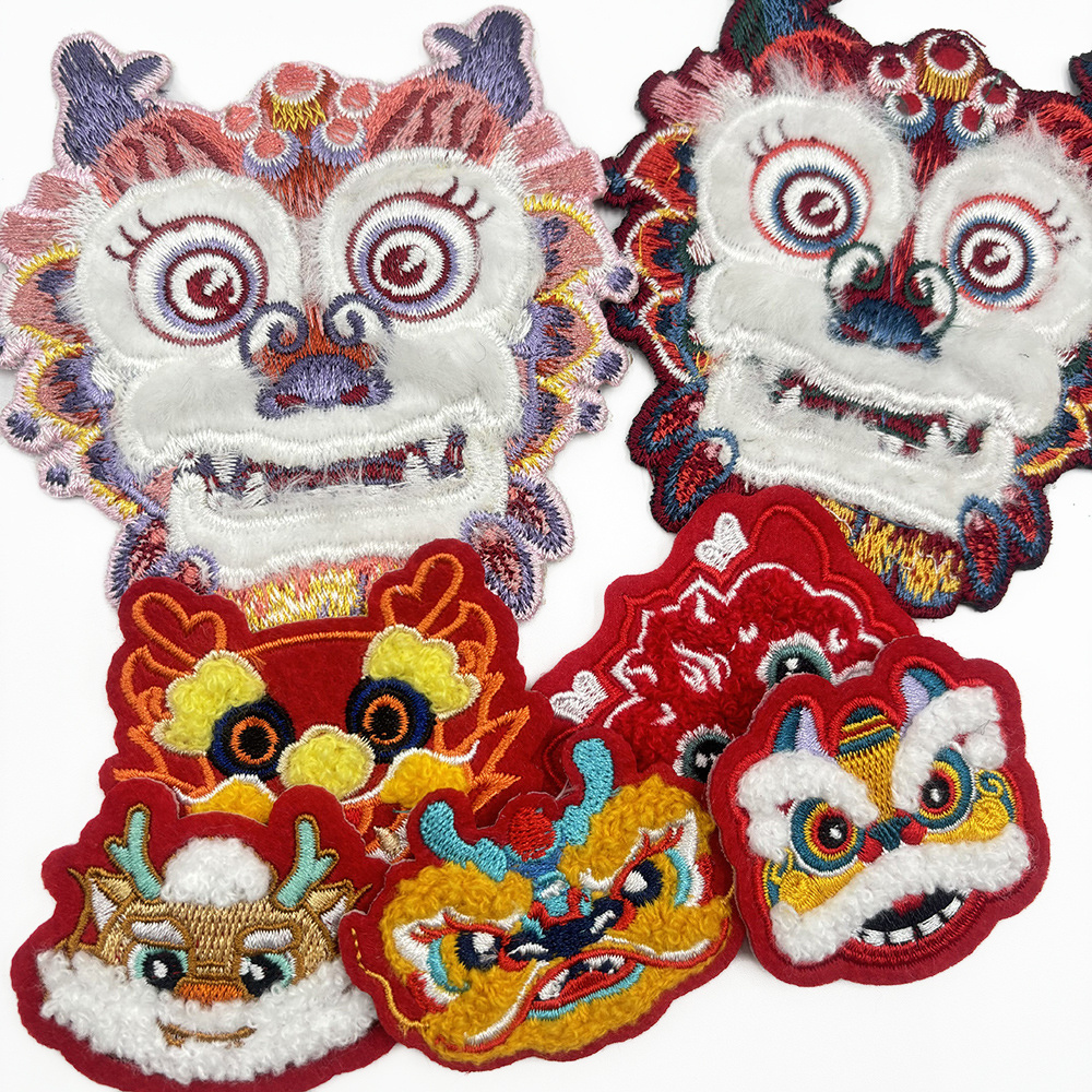 2024 New Year Custom Small Large Shirt Transfer Embroidery Plush Towel Chenille Iron On Chinese Dragon Patch