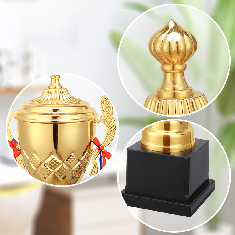 Custom Luxury Gym Competition Real Size Resin Metal Gold World Sports Cup Trophy Award Trophies and Medals