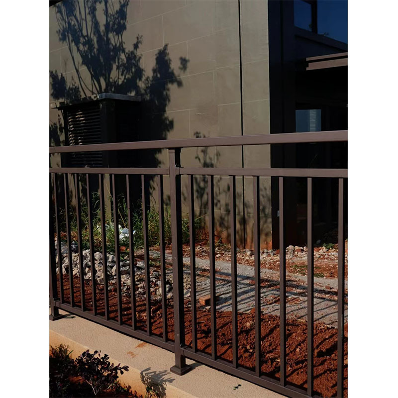 Aubesi Fence Panel Easily Assembled Galvanized Aluminum Fence For Outdoor Garden Wall Zig Zag Profile Fencing Sheet