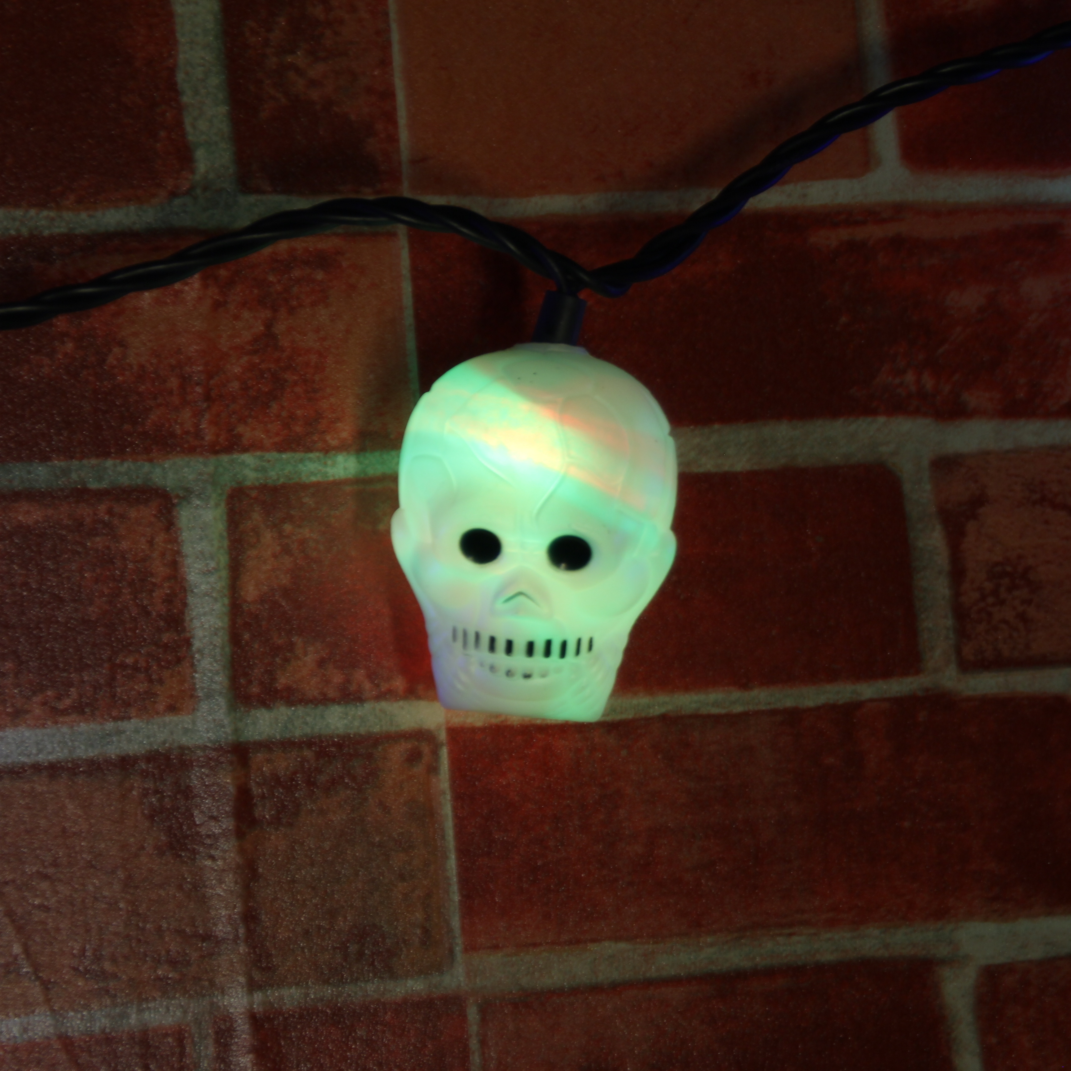 Tiktok Critical fire 1.5M 10 Led outdoor indoor Decorations Battery Operated  Mini Led Skull String Halloween Light