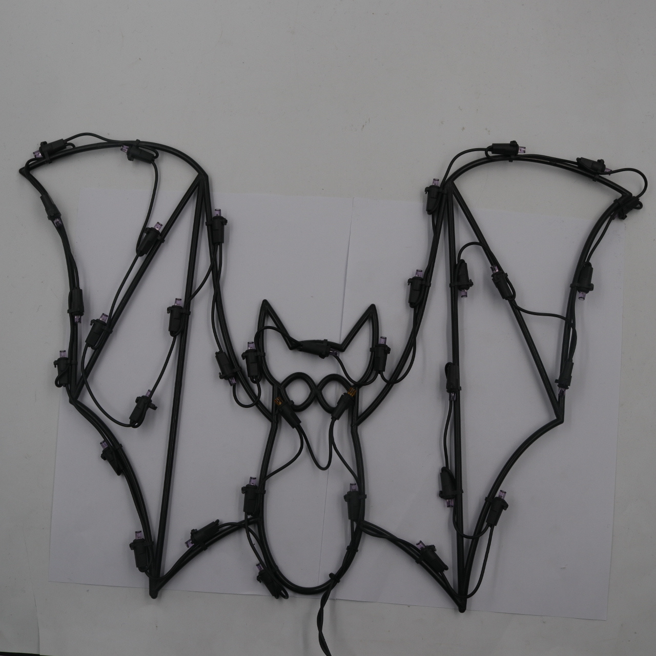 Bat modelling light purple leds black wire for Halloween Decoration