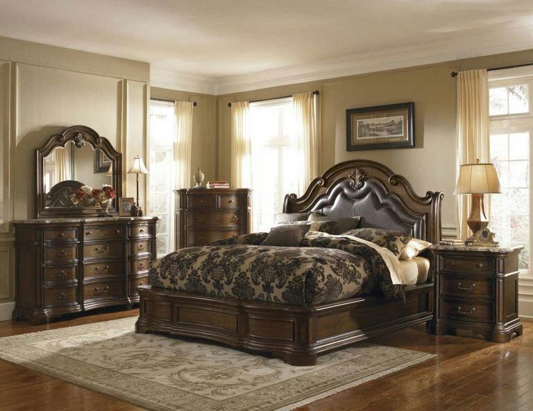 Classic King Size Bedroom Set European Style Hot Sell Royal Luxury Bedroom Furniture 5070