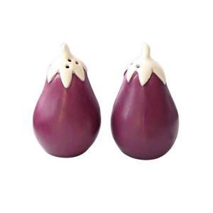 Custom Table Decoration Mini Salt and Pepper Shaker Novelty Kitchen Ceramic Eggplant Spice and Pepper set