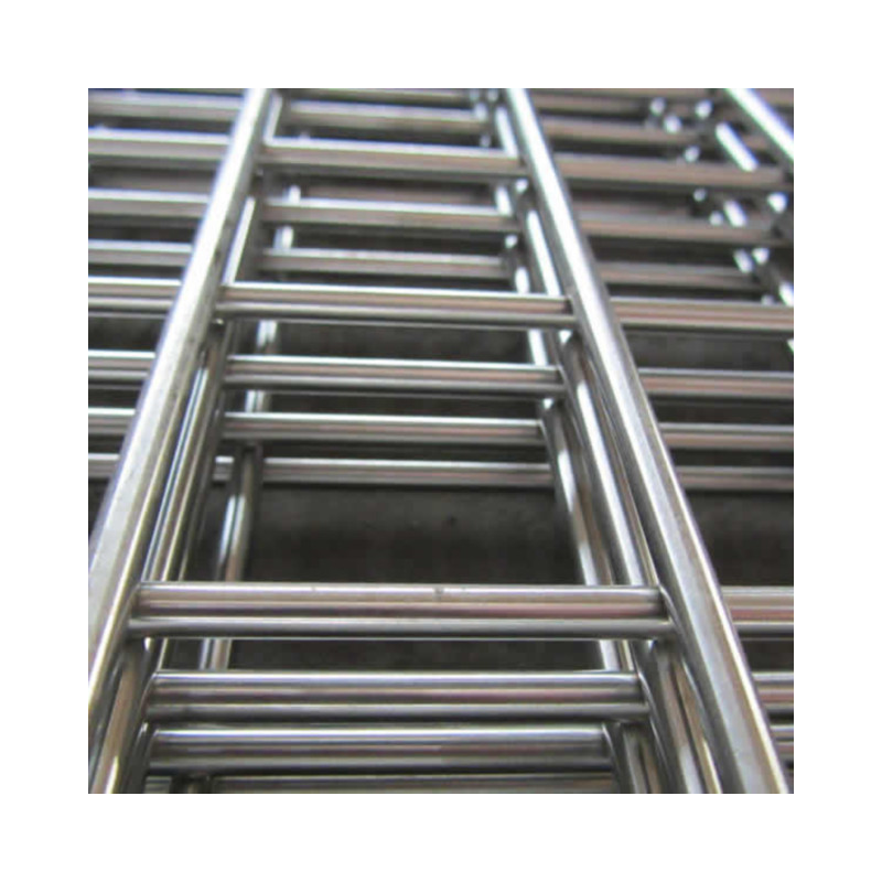 Competitive Price Good Quality Galvanized Wire Mesh Farm  Fence Panels 4x4 Welded Wire Mesh Panel Chicken Cage