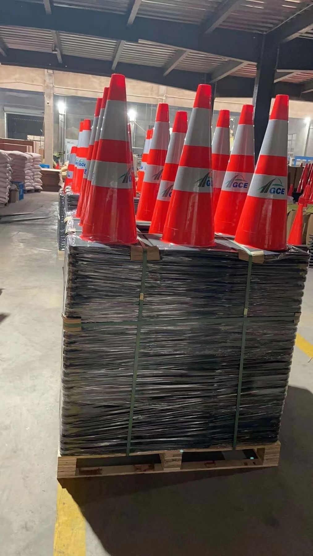 Anssi Highway Road Warning Factory PVC Traffic Safety Cone Pole Construction Cones Red Orange Traffic Cone with Reflective tape