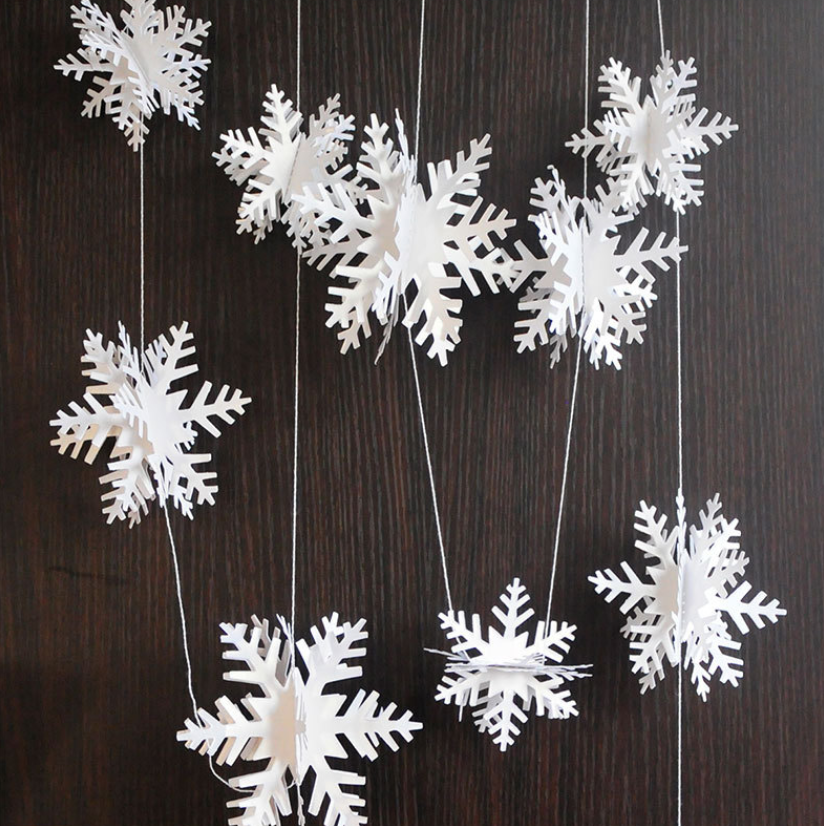 2020 Christmas Ornaments 3D Large White Paper Snowflakes Garland Snow Flakes for Frozen Christmas Tree Wedding