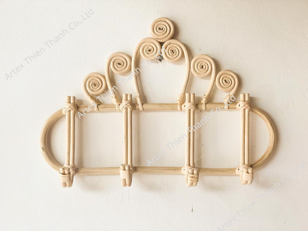 New Design Natural Rattan Love Wall Hook Clothing Hanger Baby Wall Hanger Hook for Girls Nursery Kid Decor