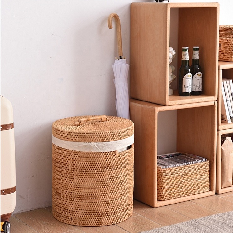 Wholesale Vietnam Vintage Woven Rattan Storage Basket Handwoven Round Rattan Laundry Baskets With Handle For Home Storage