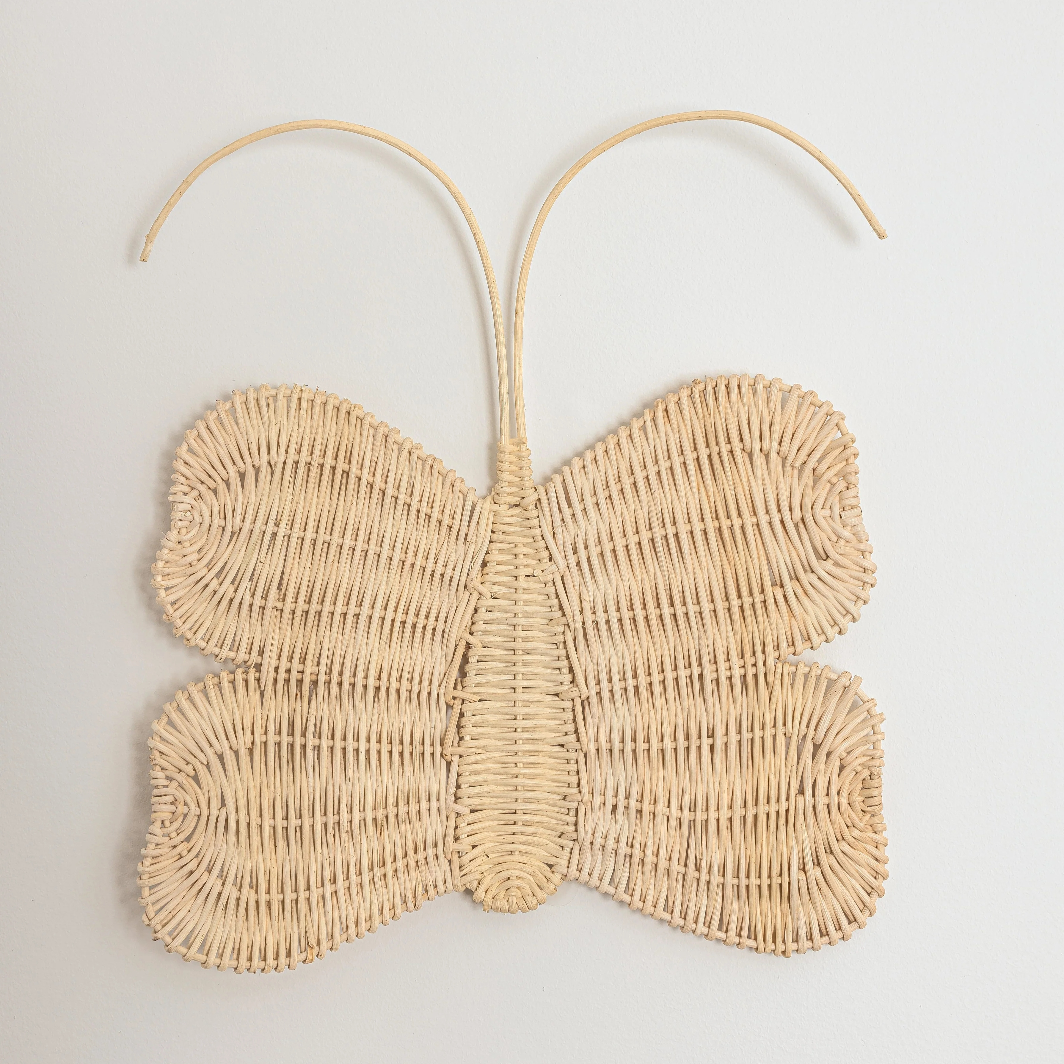 Wholesale Natural Rattan Butterflies Wicker Boho Wall Decor Ornament For Kids And Babies Room Wall Decoration For Home