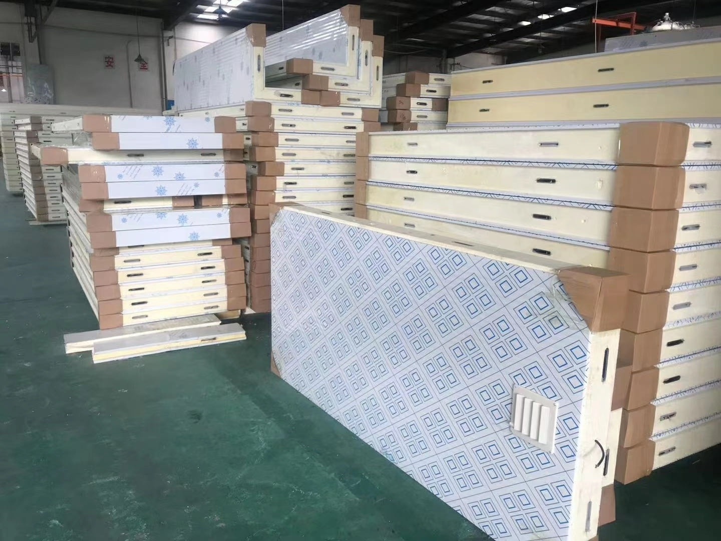 Factory Insulation Cold  Room Panels  With Camlock PU Sandwich Panel For Cold Room