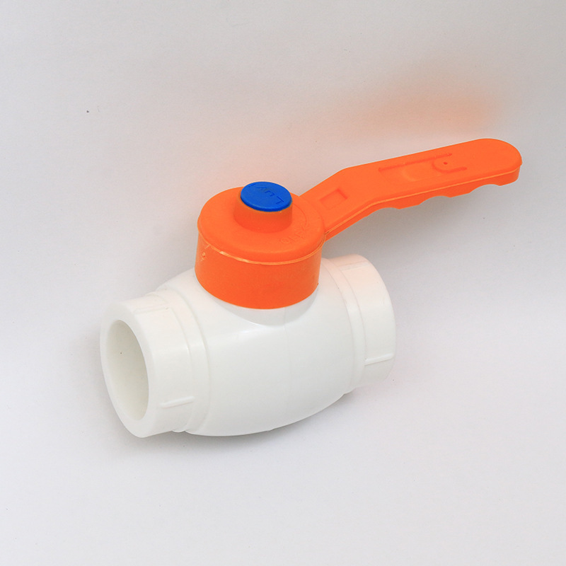 ball valve PPR hot melt pipe fittings high-density plastic pipe fittings flat lipstick handle plastic core hot melt ball valve