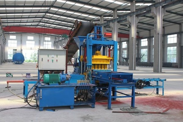 2023 new products brick maker qt 3-20  paving block making machine concrete most sold