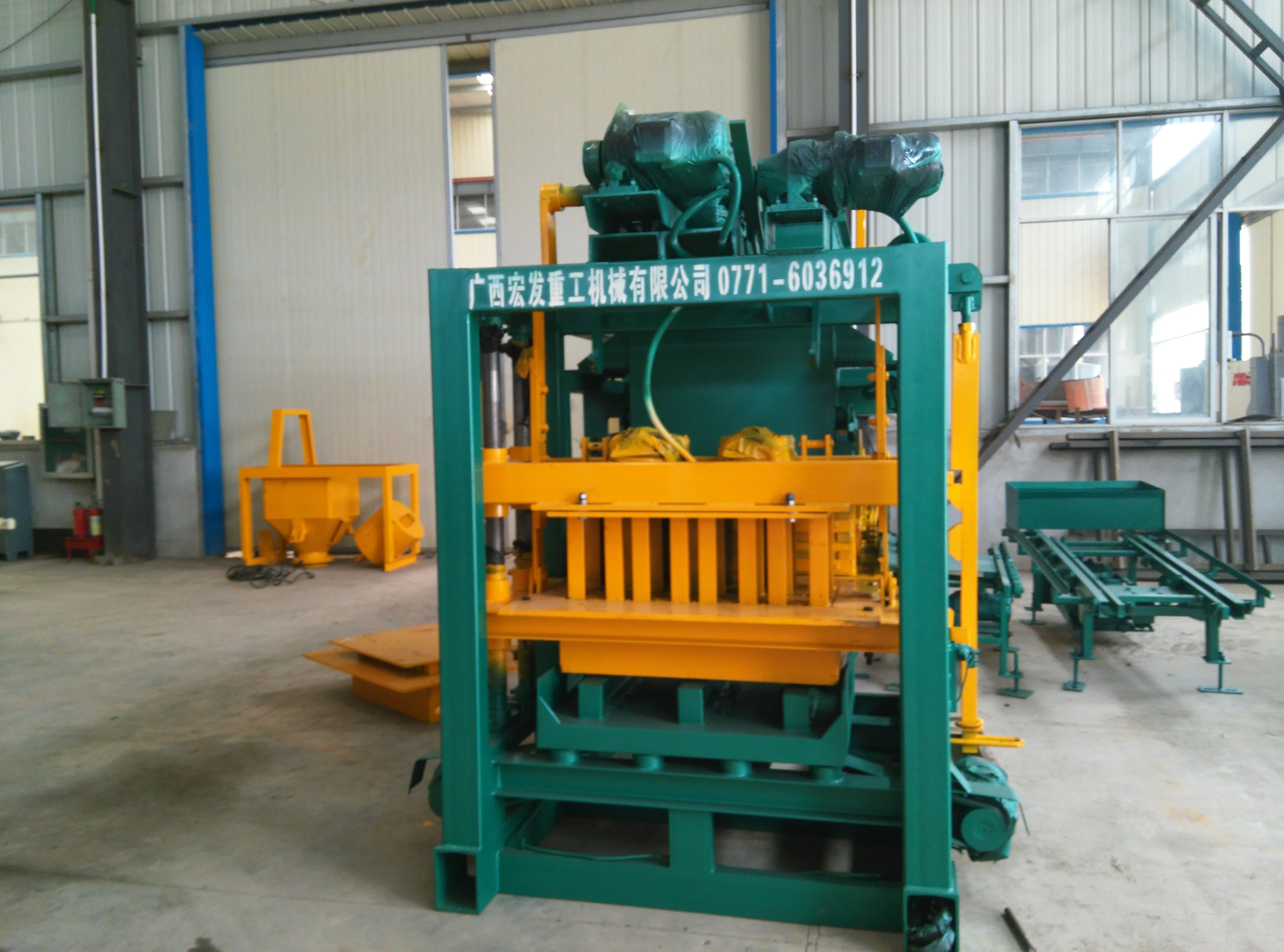 Cement and concrete paver manual solid plastic brick&hollow concrete block manufacturing making machine interlock brick molds