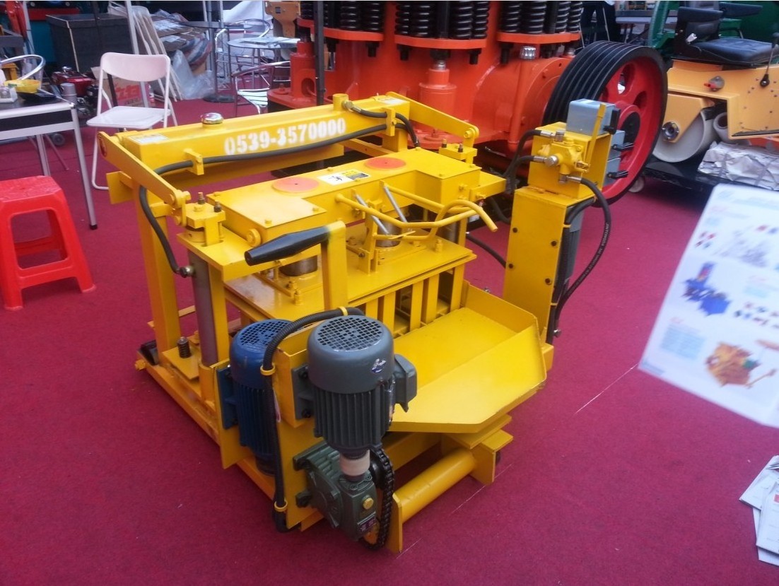 movable concrete block machine portable cement block making machines automatic block machine