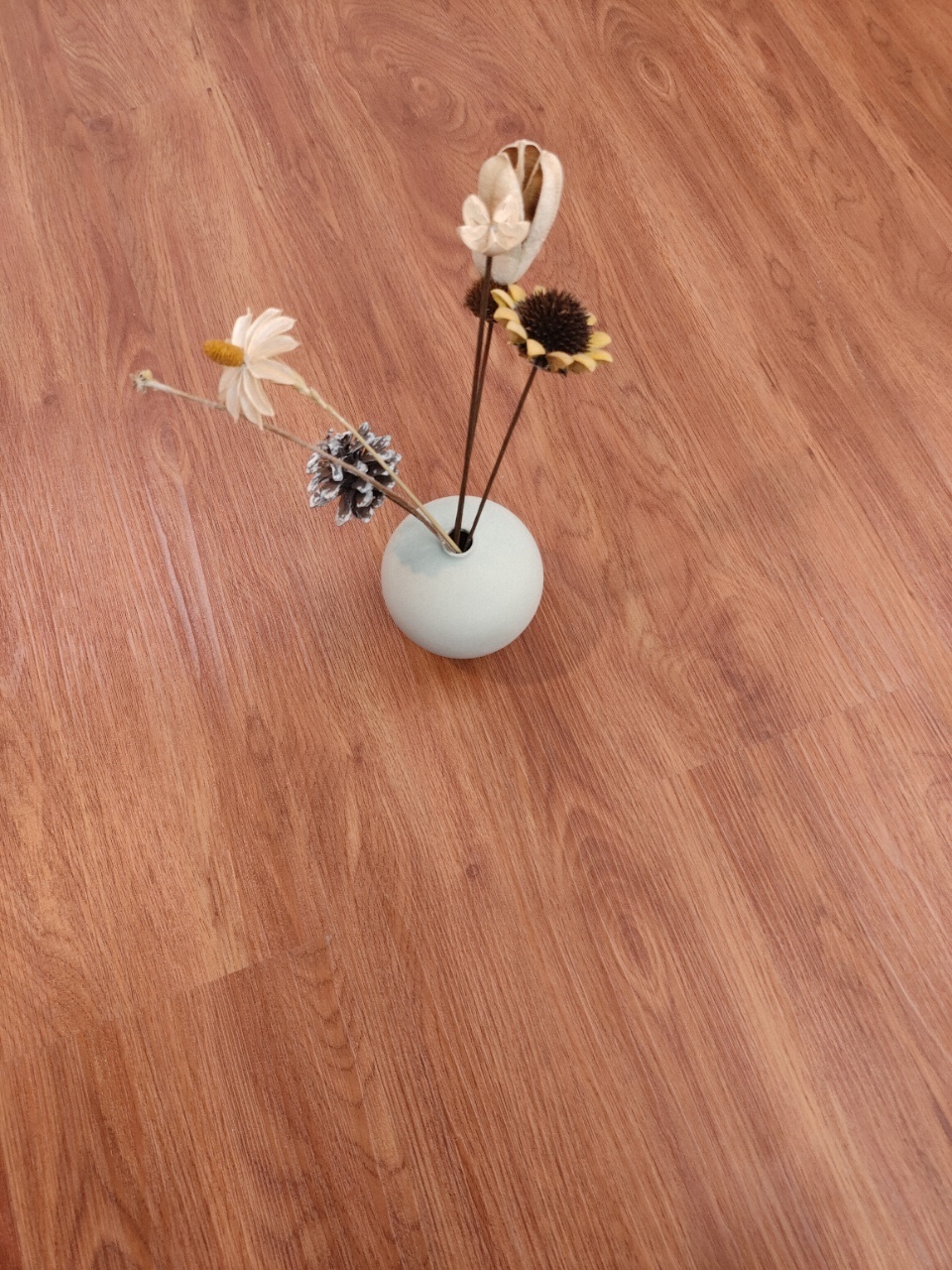 Luxury Vinyl/spc/stone Plastic Composite Lvt Plank Flooring Sheet Peel And Stick Waterproof Laminate Vinyl Flooring 5mm