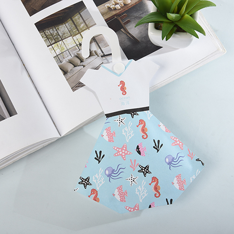 2022 New Design Skirt Shape Hook Scented Sachet Bags for Drawers Air Freshener Scented Hanging Sachet