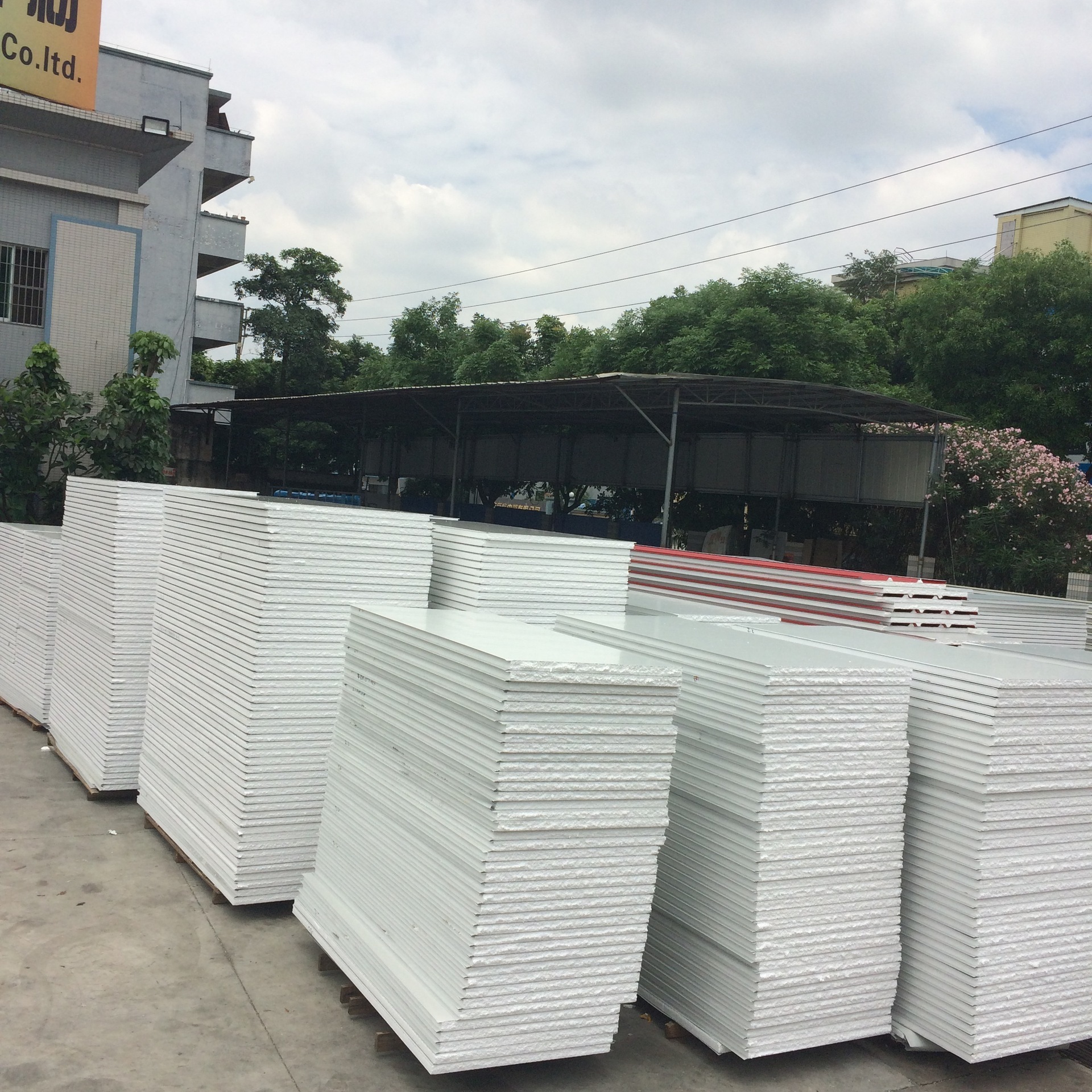 Good quality EPS foam sandwich panels best price roof panel prefab house wall panel