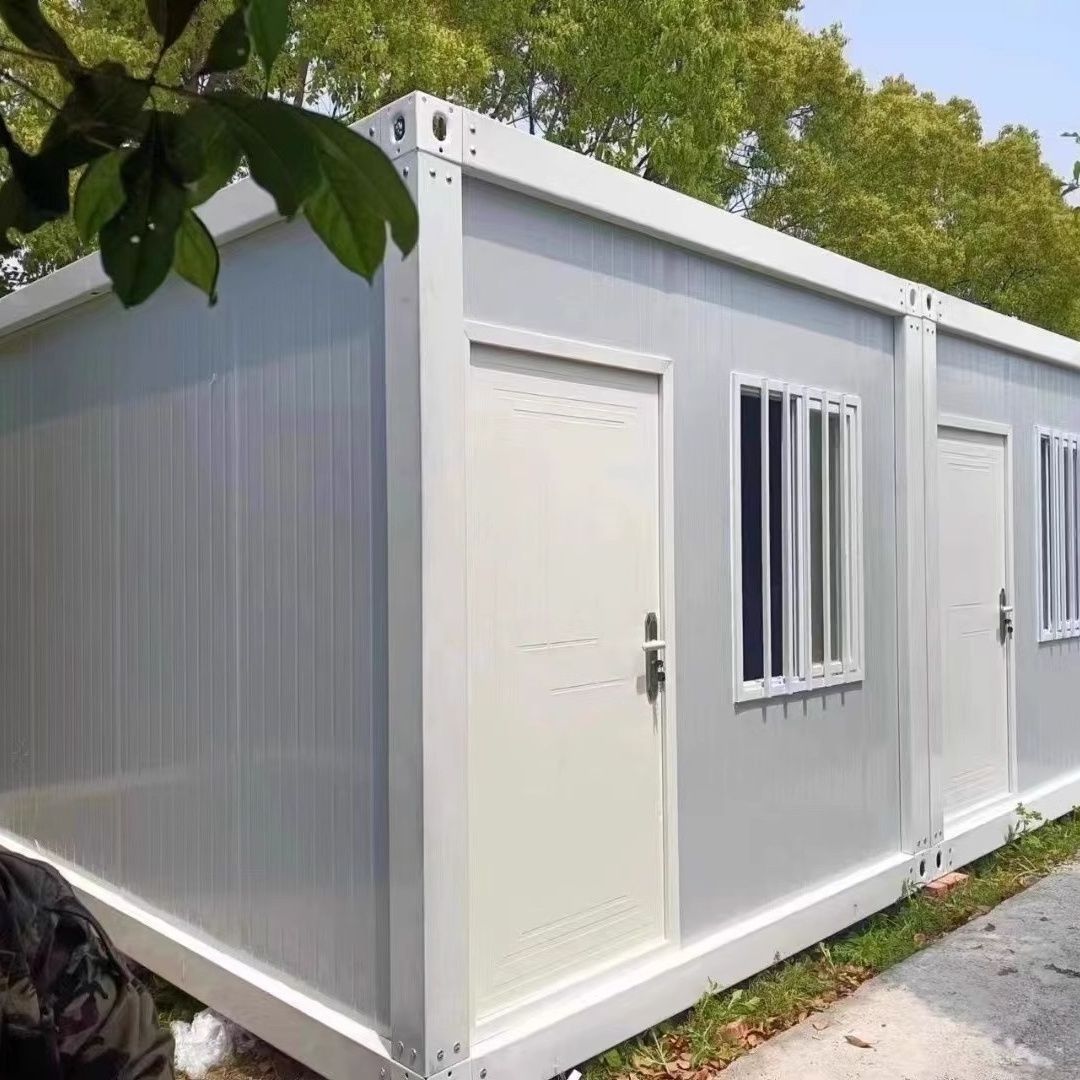 Ready Made 20Ft 40Ft Luxury Modern Prefab Villa Insulated Portable Container House 2 3 4 5 Bedroom Mobile Tiny Home