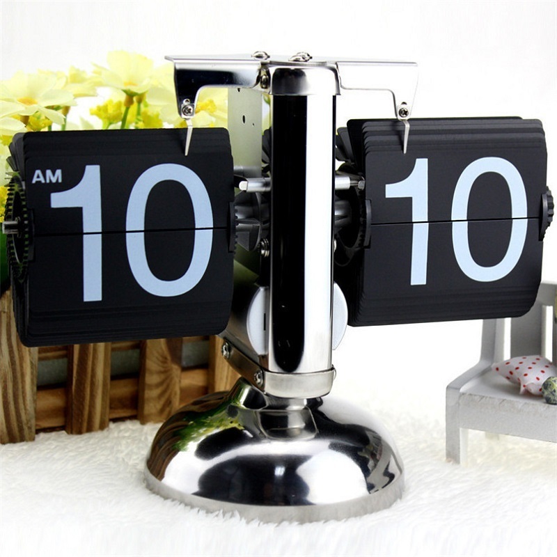 Mechanical Retro Style Digital Display Battery Powered Auto Vintage Flip Desk Clock for Home & Office