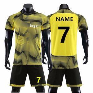 Wholesale Custom Thai Quality Soccer Jersey,Quick Dry Football Jersey Soccer Uniform Set For Men/Kids