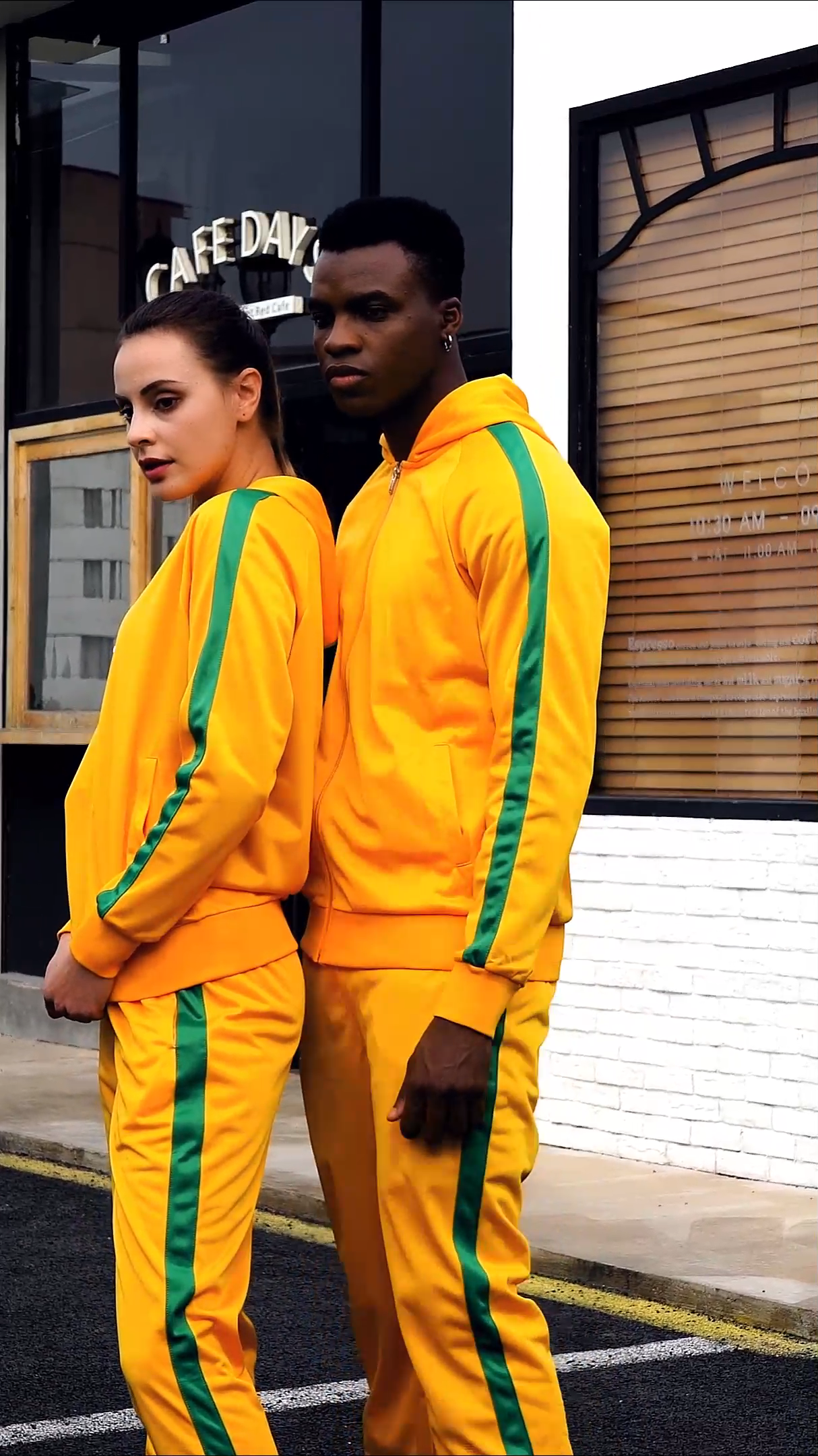 High Quality Polyester Track Suits Men Sport Tracksuit Latest Fashion 2 Piece Men S Sweatsuit Sets Bulk Sweat Suits Custom Logo