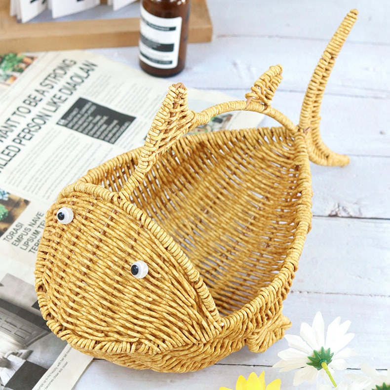 Hand Knitting Hot Selling Fish Animal Rattan Basket Fruit Snack Storage Basket