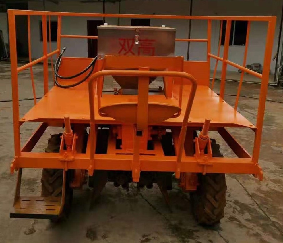 Factory direct supply one row planting Ridging multi function Cassava Agricultural machine Professional Cassava Planter