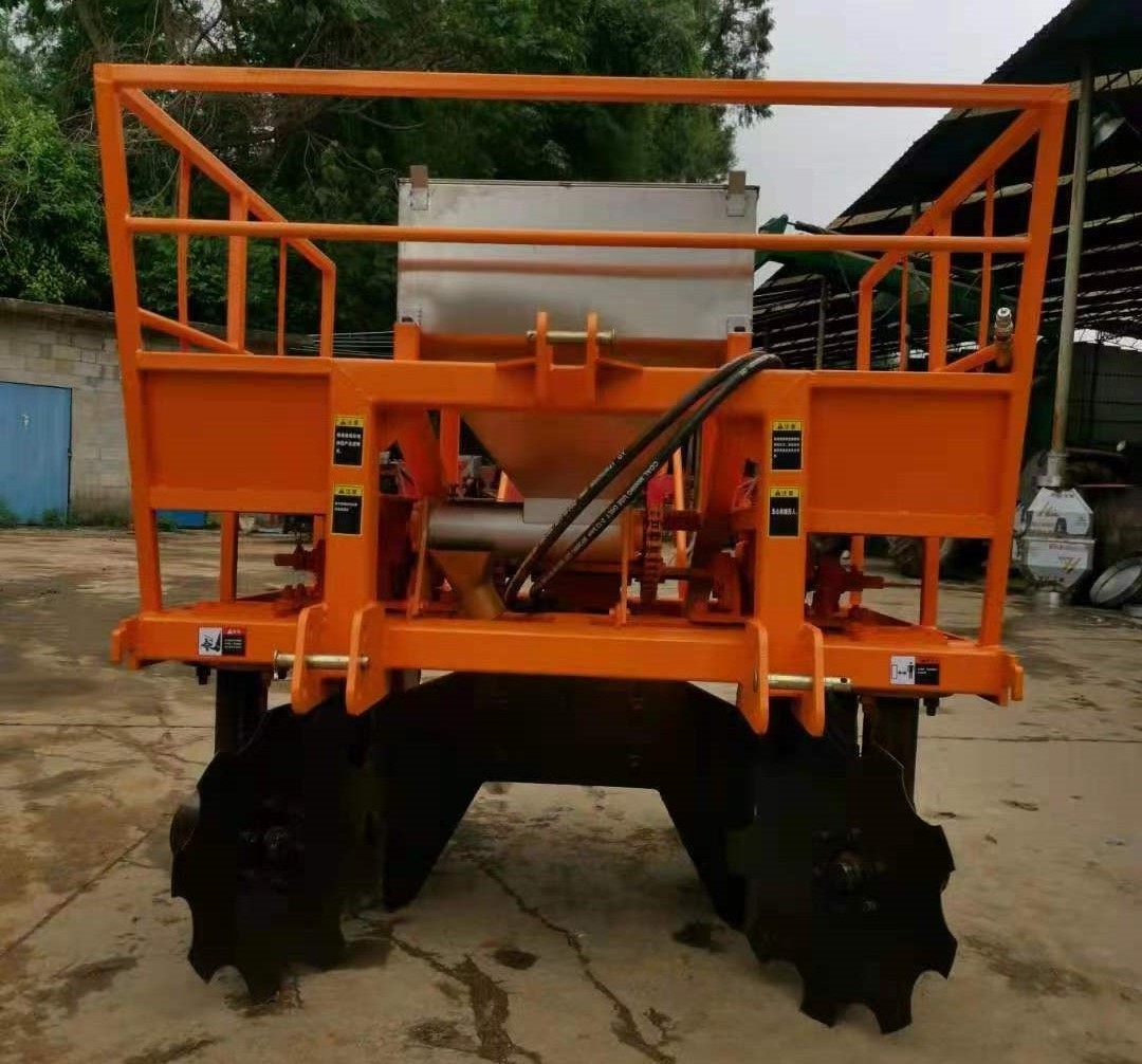 Factory direct supply one row planting Ridging multi function Cassava Agricultural machine Professional Cassava Planter