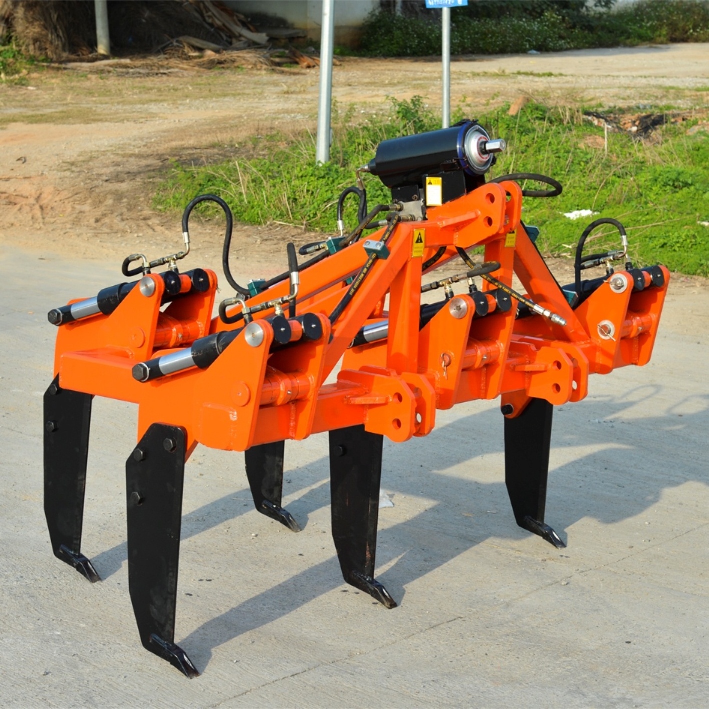 Hot Sale Tractor Mounted Farming Equipment Ploughing Subsoiler 5-Shank Soil Deep Loosening Machine with Hydraulic Protector