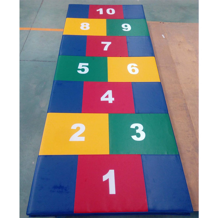 Best Selling Gymnastic Folding Balance Beam At Club Kids Gymnastic Mat