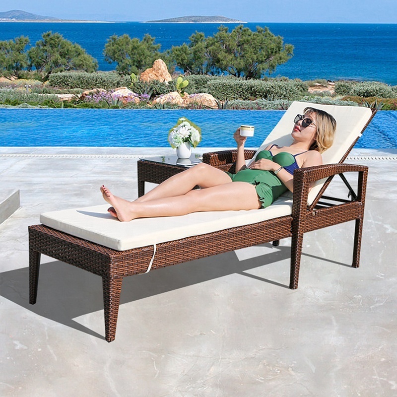 Factory Wholesale low price PE rattan bed sun lounger Beach pool  Water Swimming sun lounger