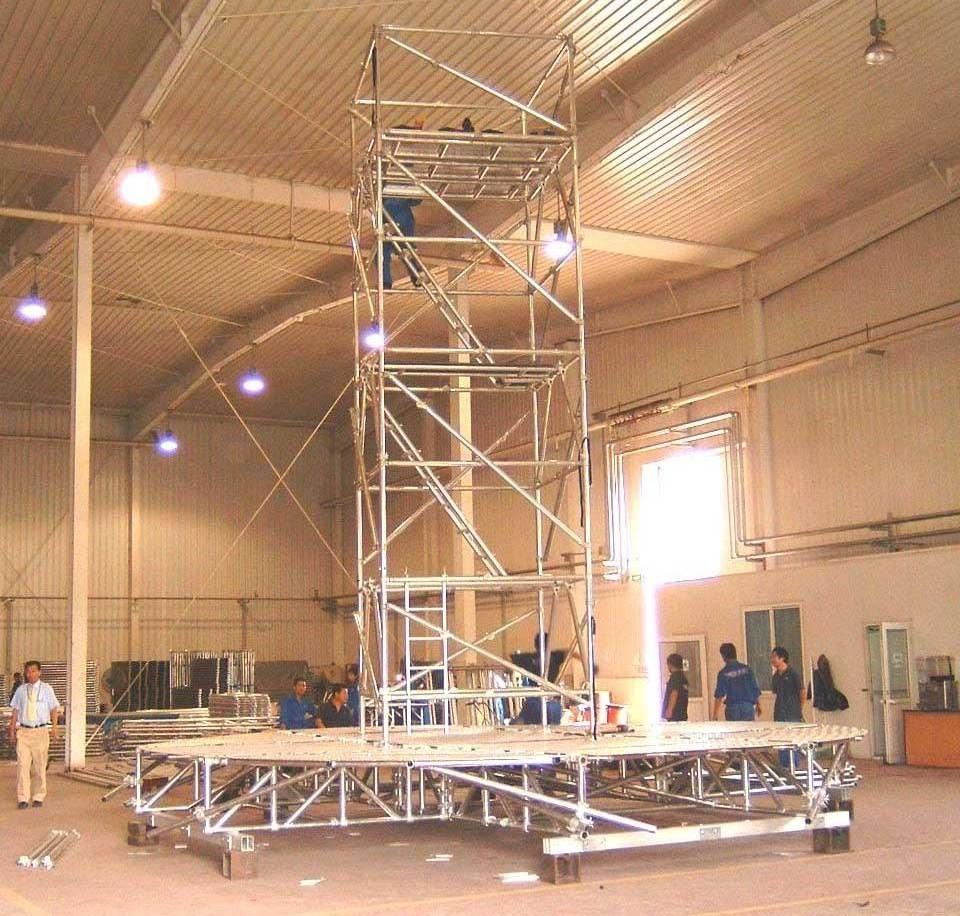 Lightweight easy to install electric lifting scaffold aluminium scaffolding for construction