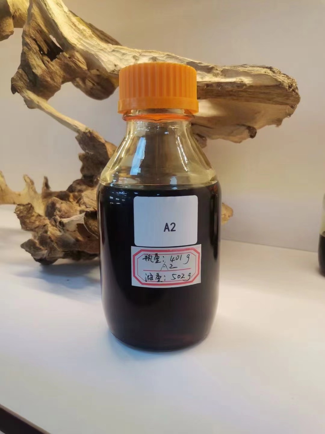 Guangxi Waiwei Sweet Oud Oil Wholesale Price Supplier Agarwood Essential Oil Organic For Perfume