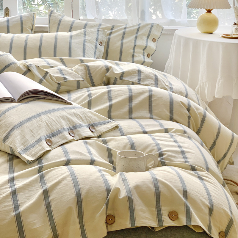 Bedding Set of Four Cotton 100 Stripe Quilt Set Bed Sheet