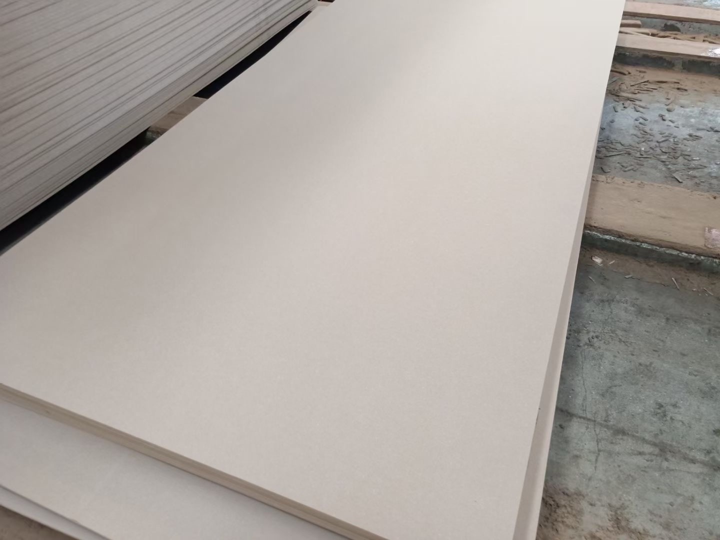 Wholesale China 18mm Melamine MDF Veneer MDF/HDF Sheet Board Laminated MDF/HDF Sheet for sale