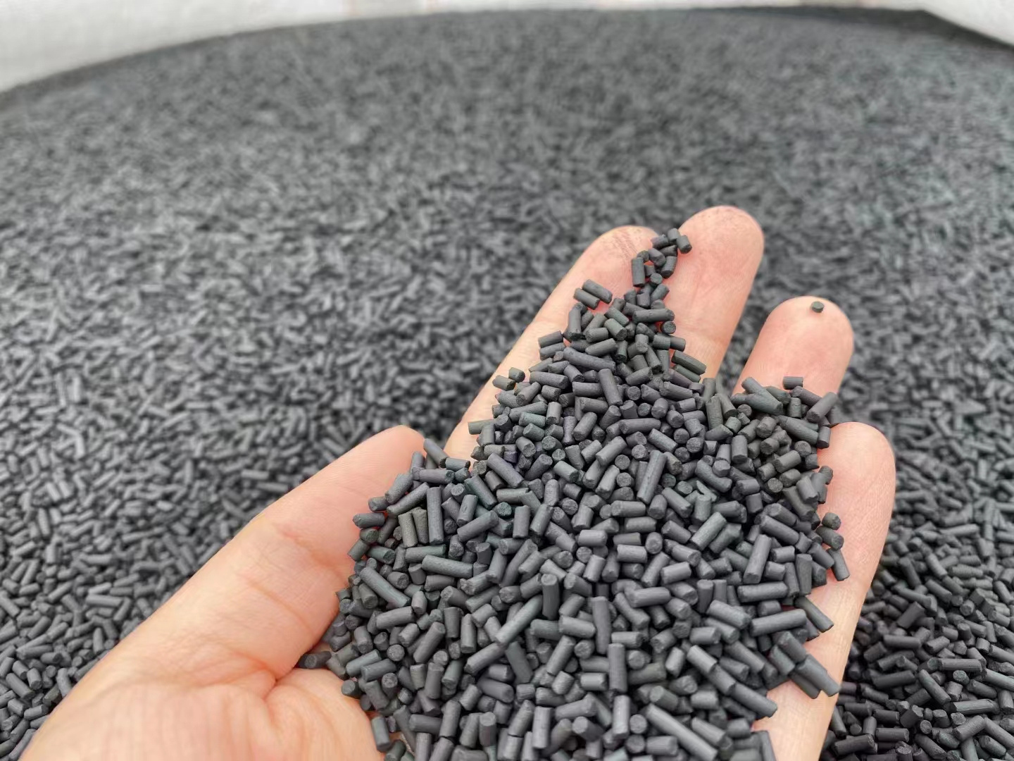 Pellet Charcoal Granules Low Price Black Powder Activated Carbon